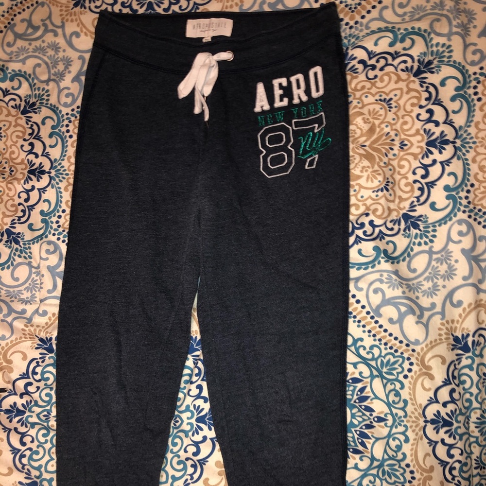 Cuffed navy blue joggers